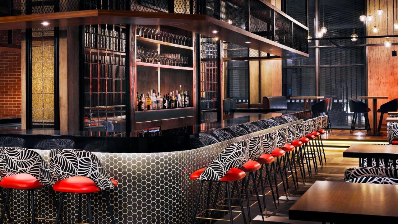 Holiday Inn Dubai Al-Maktoum Airport By Ihg Exterior photo